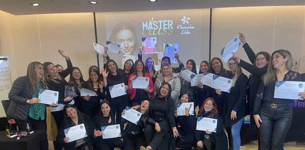 Máster Class Floractive Chile: el grupo con sus certificados